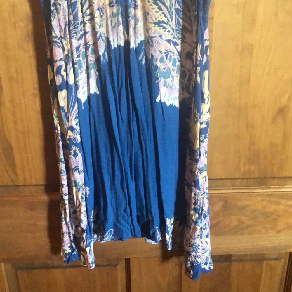 Free people blue floral  dress size small!